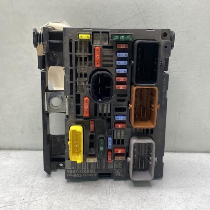 Boitier servitude moteur (BSM) PEUGEOT PARTNER 2 Photo n°1