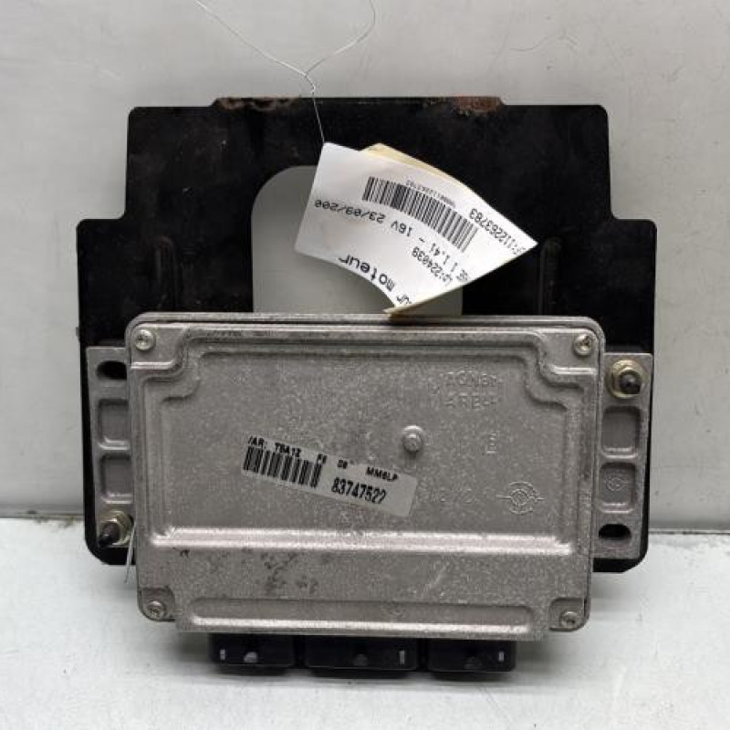 Calculateur moteur PEUGEOT 307 Photo n°1