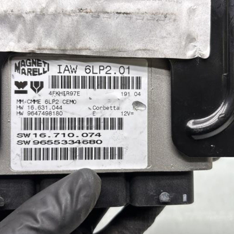 Calculateur moteur PEUGEOT 307 Photo n°4