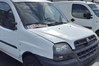Serrure avant droit FIAT DOBLO 2