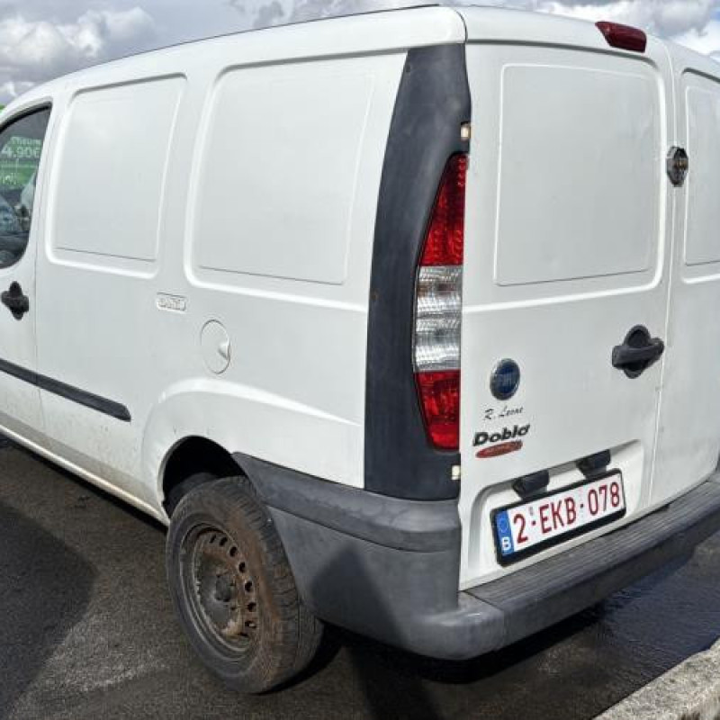 Serrure avant droit FIAT DOBLO 2 Photo n°8