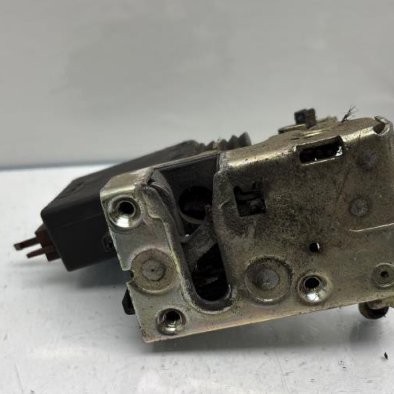 Serrure avant droit CITROEN SAXO Photo n°4