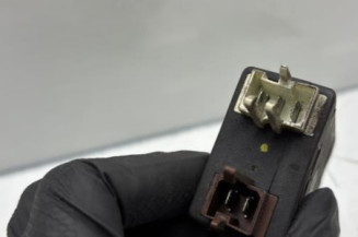 Serrure avant gauche CITROEN SAXO