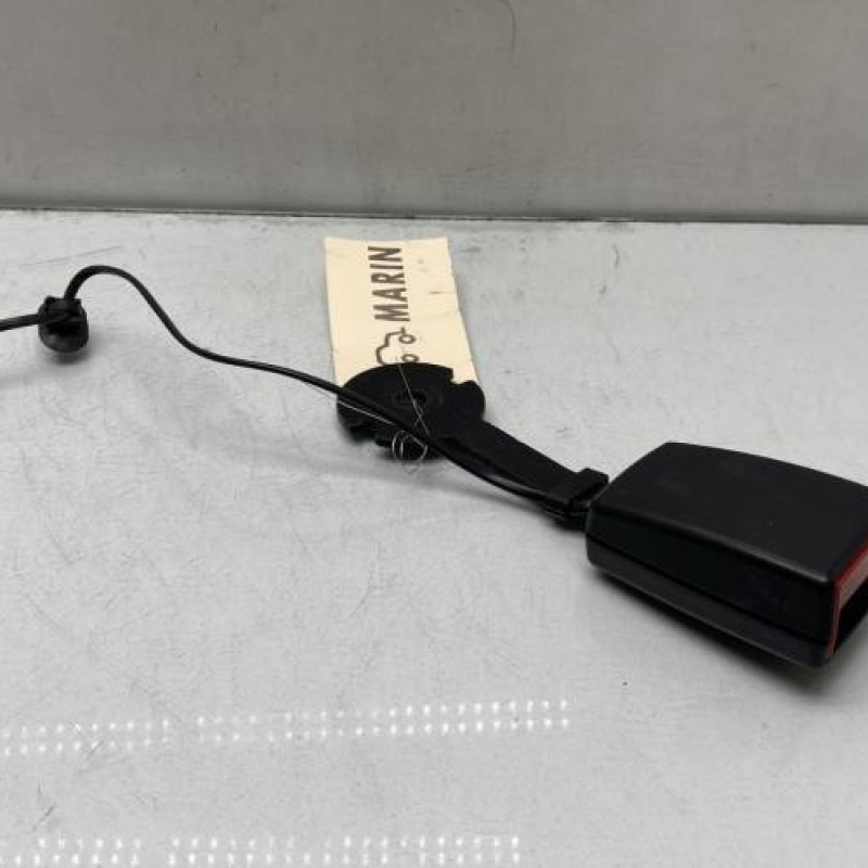 Attache ceinture avant gauche RENAULT TRAFIC 3 COURT Photo n°2