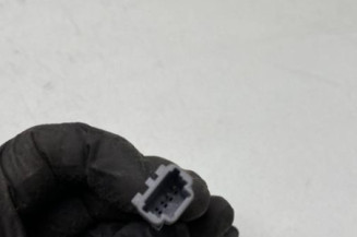 Attache ceinture avant gauche RENAULT TRAFIC 3 COURT