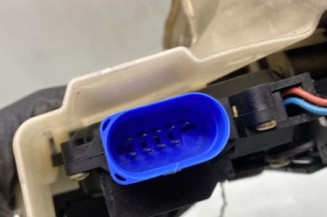 Serrure avant gauche VOLKSWAGEN GOLF 5