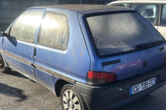 Serrure avant droit PEUGEOT 106