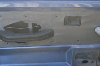 Serrure avant gauche PEUGEOT 106