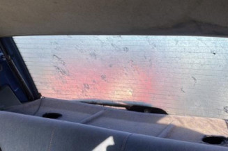 Serrure avant gauche PEUGEOT 106