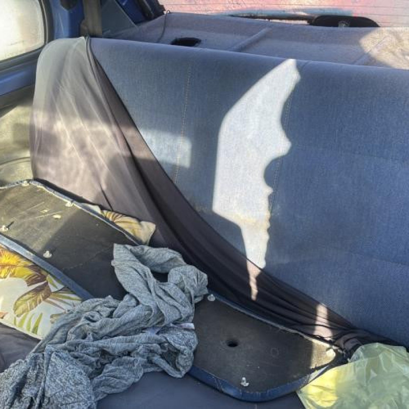 Serrure avant gauche PEUGEOT 106 Photo n°10