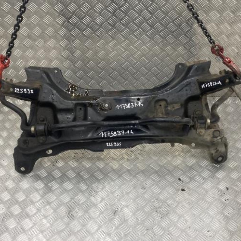 Berceau avant TOYOTA YARIS 2 Photo n°1