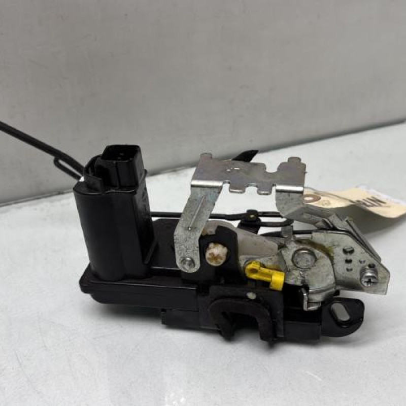 Serrure avant gauche HYUNDAI I 10 1 Photo n°3