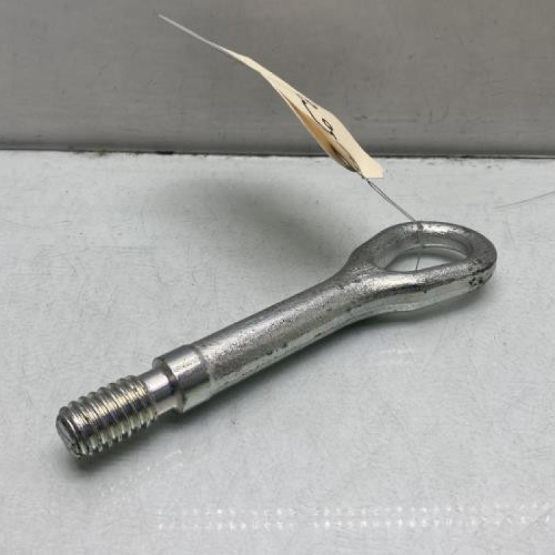 Crochet de remorquage MERCEDES CLASSE A 169 Photo n°1