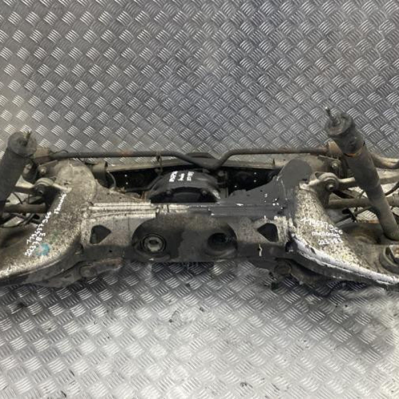 Essieu arriere MERCEDES CLASSE CLS 219 Photo n°1