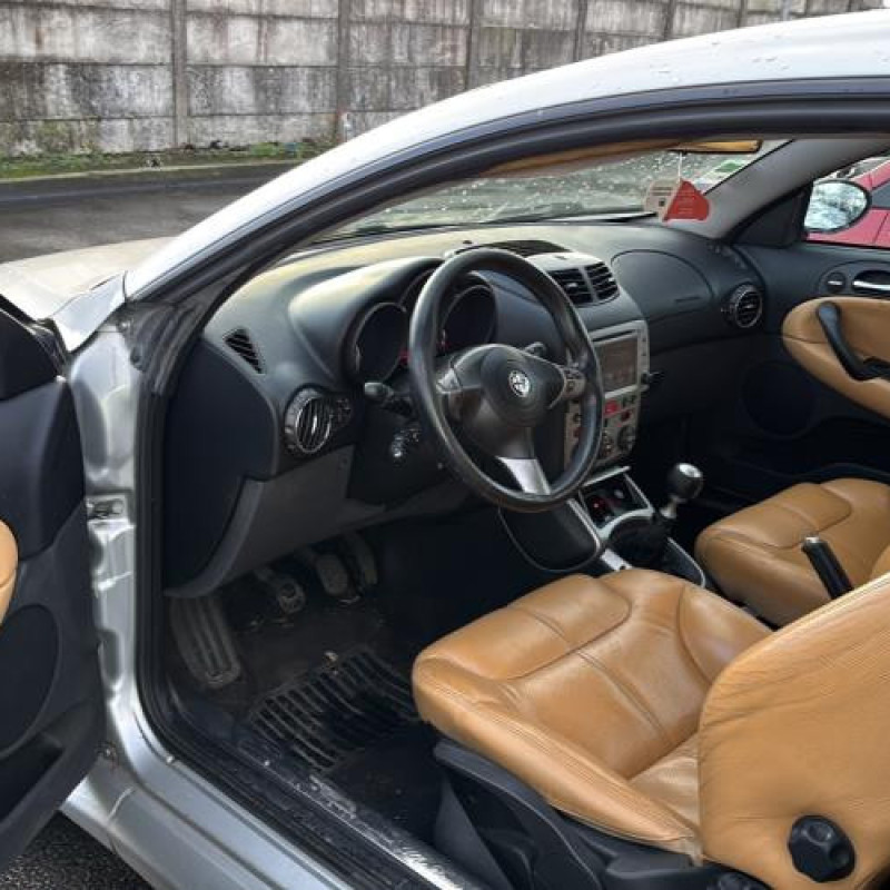 Moteur ALFA ROMEO GT Photo n°10