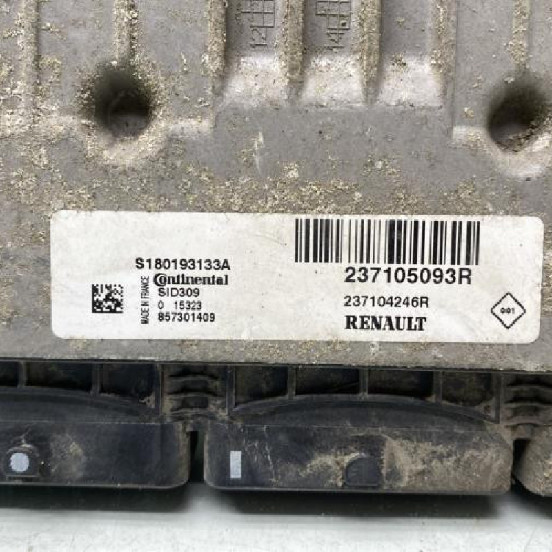 Calculateur moteur RENAULT MASTER 3 Photo n°2