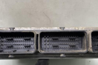 Calculateur moteur RENAULT MASTER 3