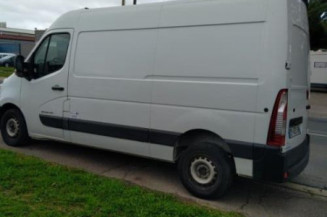 Calculateur moteur RENAULT MASTER 3