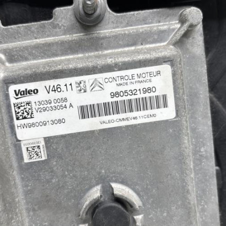 Calculateur moteur PEUGEOT 208 1