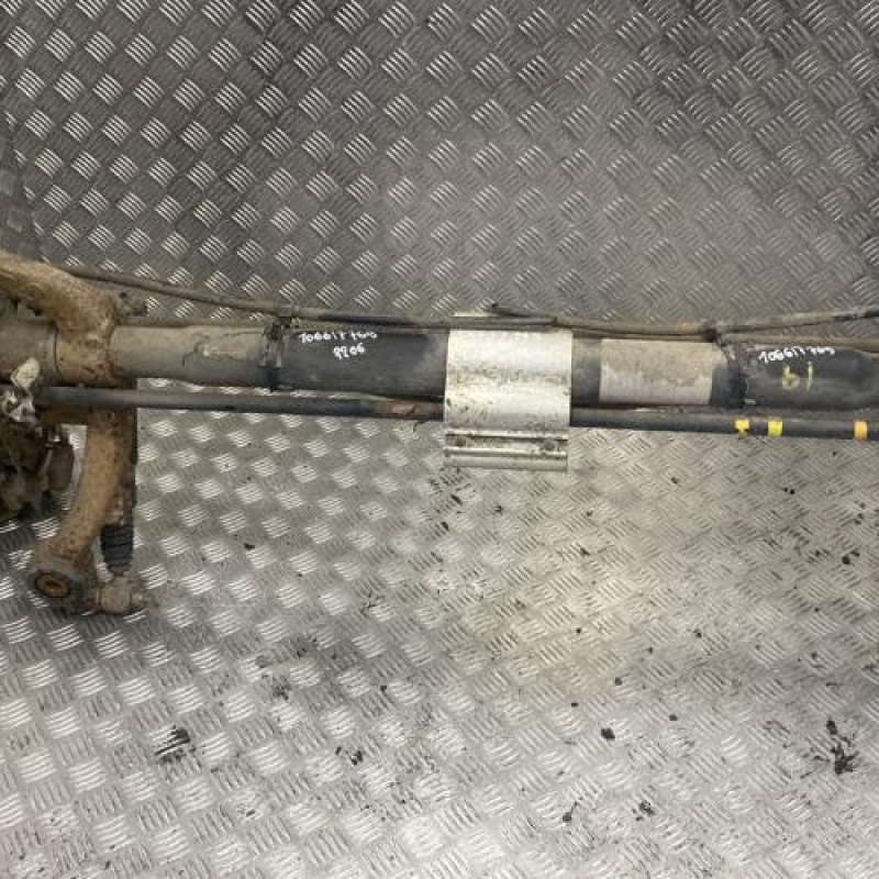 Essieu arriere PEUGEOT 206 Photo n°1