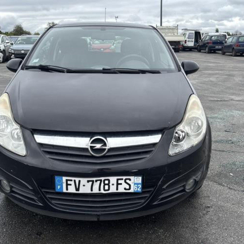 Moteur OPEL CORSA D Photo n°8