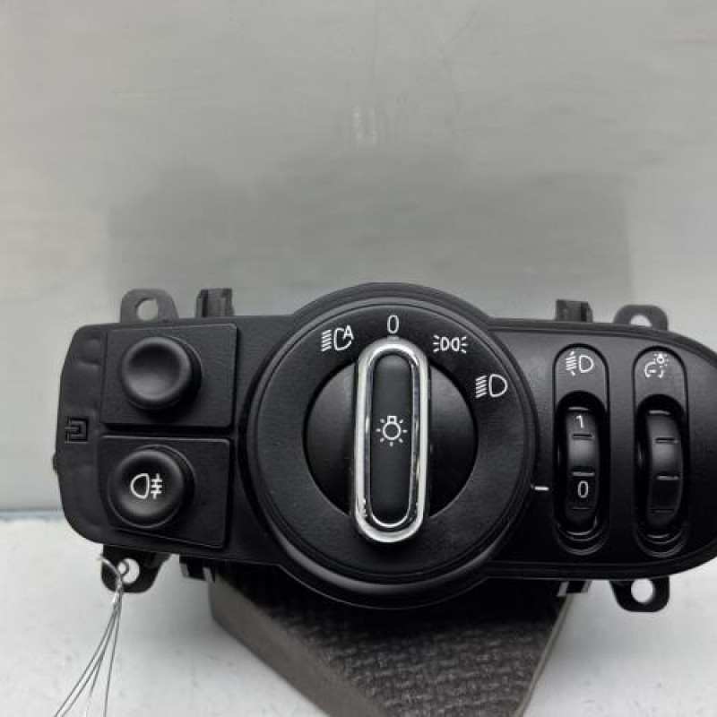 Commande de phare MINI MINI 3 F57 Photo n°1