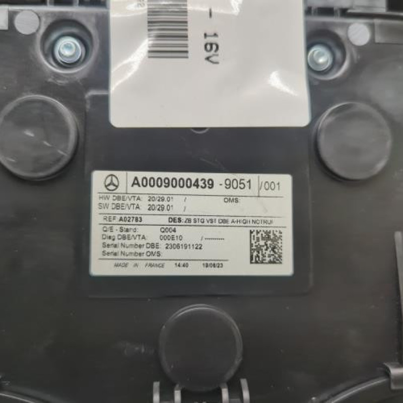 Eclairage de plafonnier MERCEDES CLASSE B 247 Photo n°3