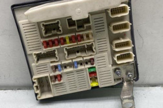 Boitier USM RENAULT MEGANE 2 Photo n°1