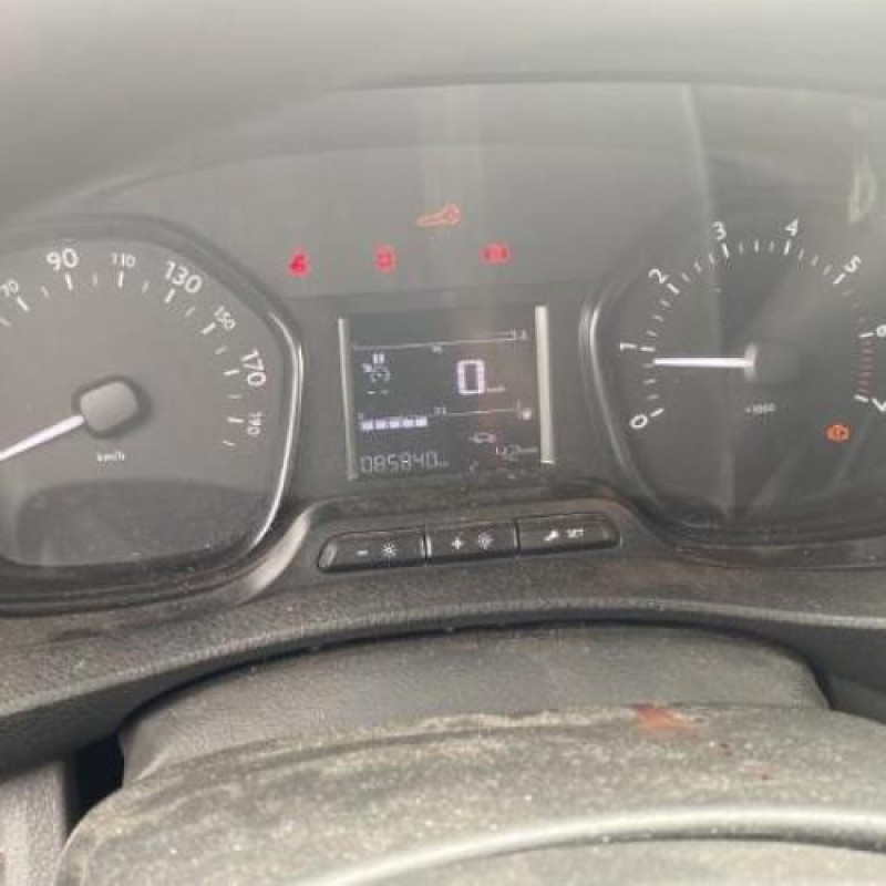 Debitmetre OPEL VIVARO 3 Photo n°6