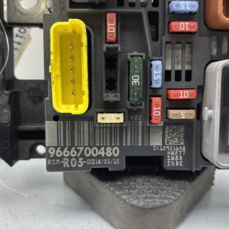 Boitier servitude moteur (BSM) PEUGEOT 308 1