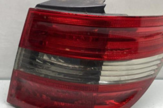 Feu arriere principal droit (feux) MERCEDES CLASSE B 245 Photo n°1