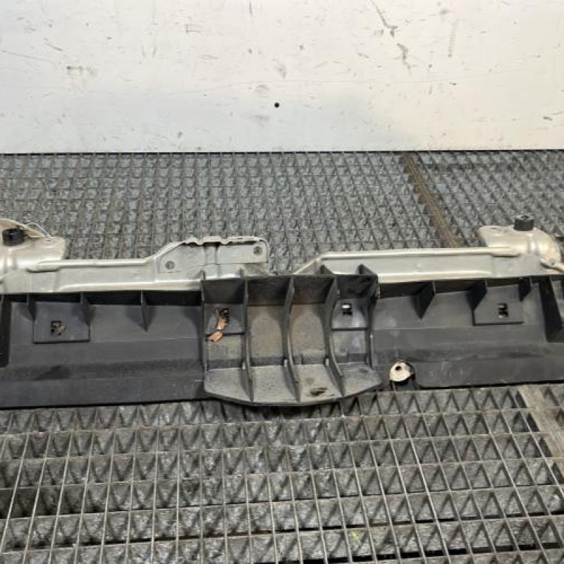 Absorbeur de pare choc avant TOYOTA YARIS 2 Photo n°4