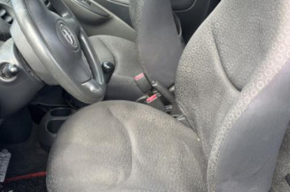 Optique avant principal gauche (feux)(phare) TOYOTA YARIS 1