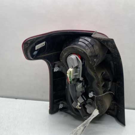 Feu arriere principal droit (feux) TOYOTA AVENSIS 2