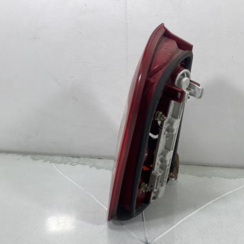 Feu arriere principal droit (feux) SKODA FABIA 1 Photo n°2