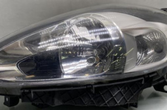 Optique avant principal gauche (feux)(phare) FIAT PUNTO EVO 3 Photo n°1