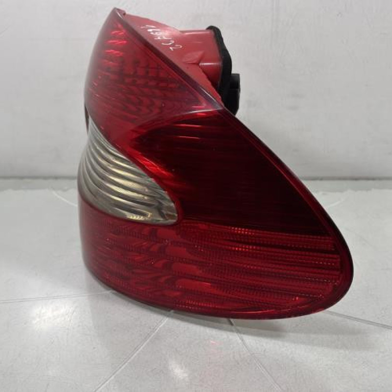 Feu arriere principal droit (feux) MERCEDES CLASSE CLK 209 Photo n°2