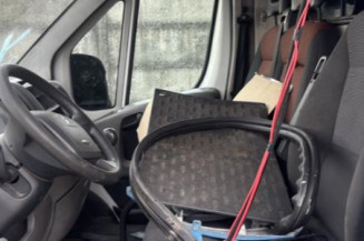 Crosse arriere droit PEUGEOT BOXER 3