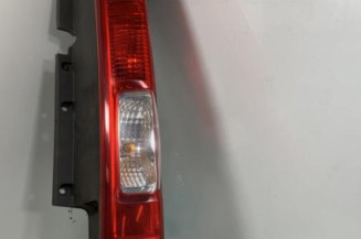 Feu arriere principal droit (feux) OPEL VIVARO 1 Photo n°1