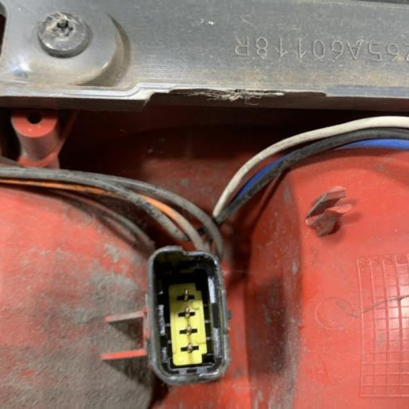 Feu arriere principal droit (feux) OPEL VIVARO 1 Photo n°4