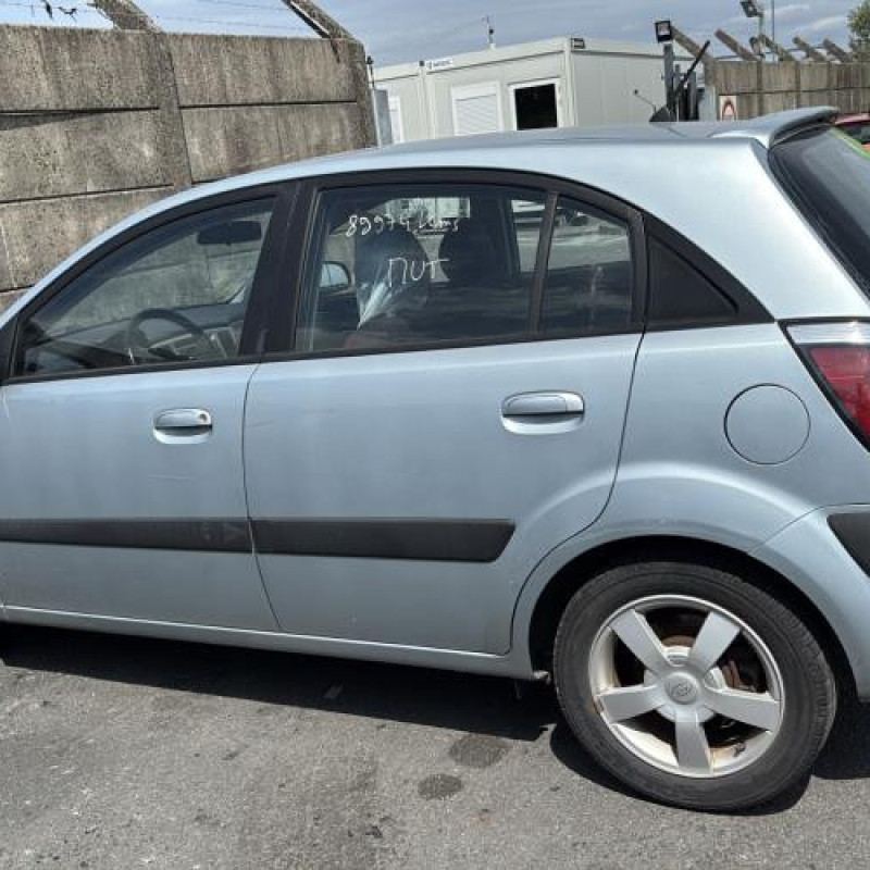 Compresseur clim KIA RIO 2 Photo n°9