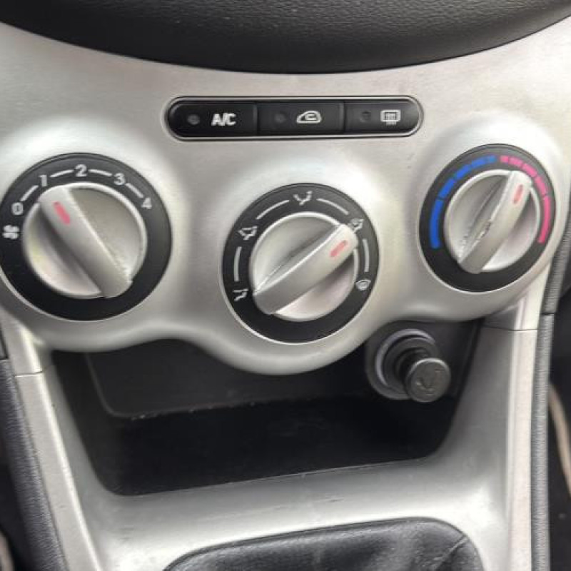 Feu arriere principal droit (feux) HYUNDAI I 10 1 Photo n°20