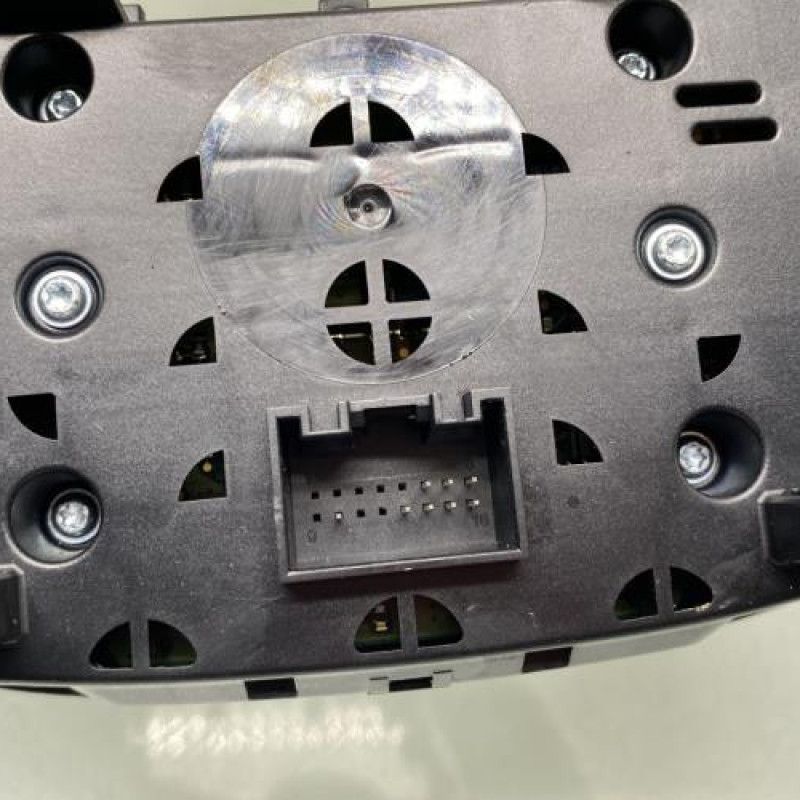 Commande GPS AUDI A4 3 Photo n°4