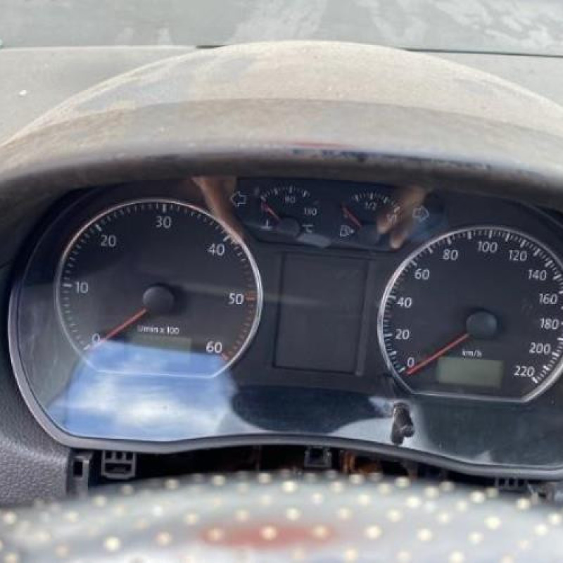 Bas de caisse droit VOLKSWAGEN POLO 4 Photo n°8