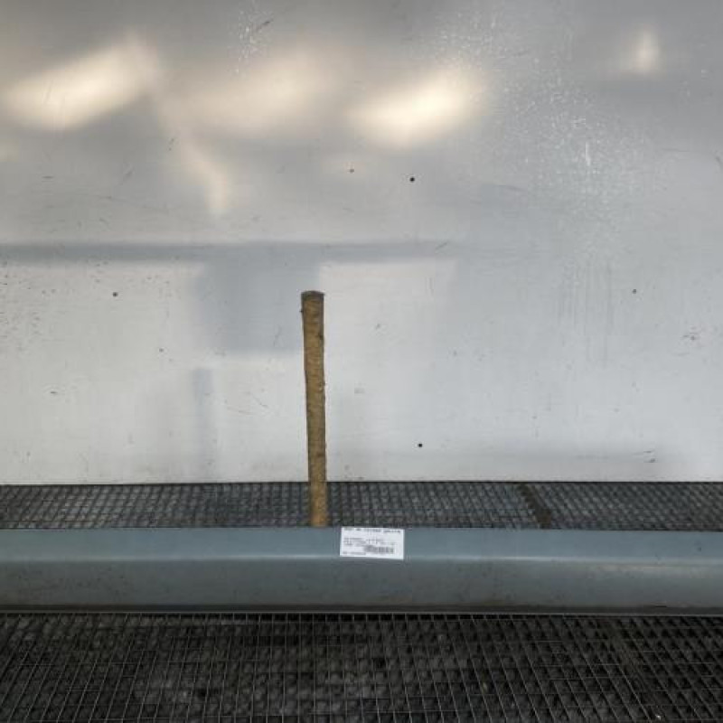 Bas de caisse gauche VOLKSWAGEN POLO 4 Photo n°1