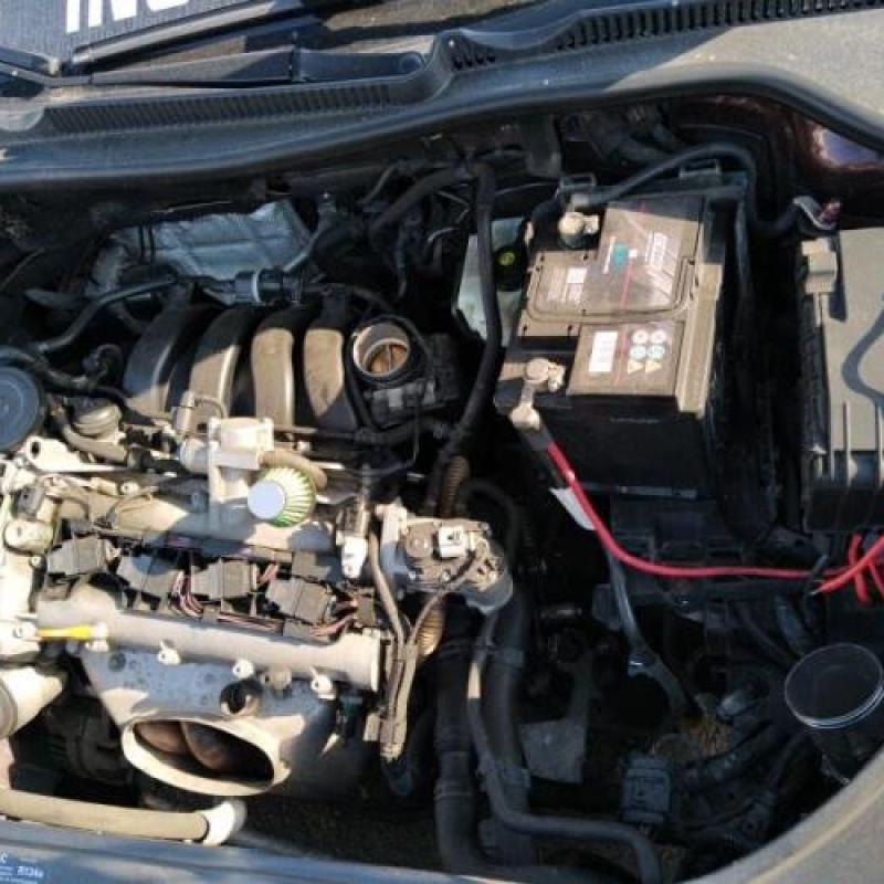 Interieur complet VOLKSWAGEN GOLF 5 Photo n°15