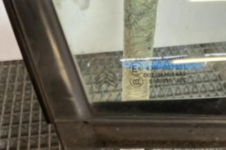 Custode avant droit (porte) CITROEN C3 2