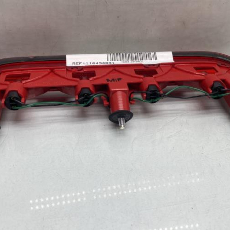 Feu arriere stop central KIA PICANTO 3 Photo n°2