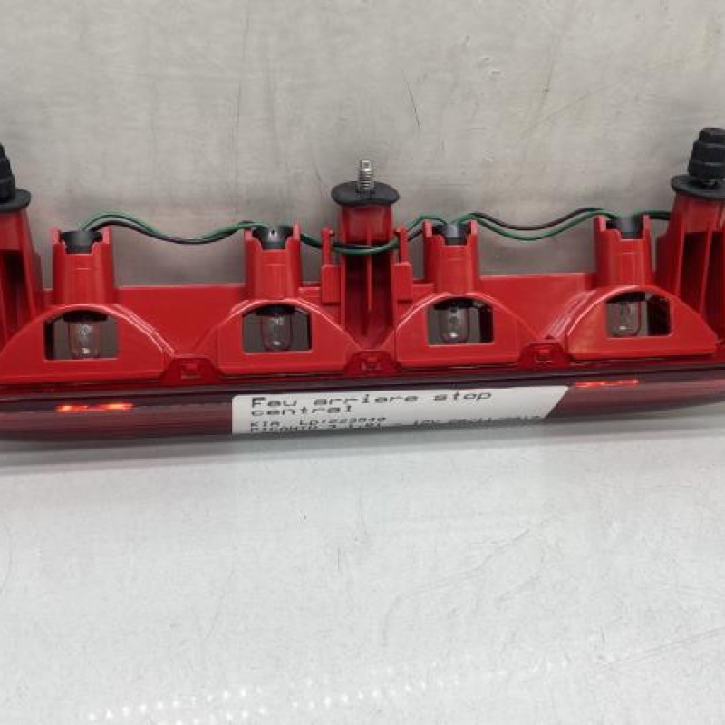 Feu arriere stop central KIA PICANTO 3 Photo n°3