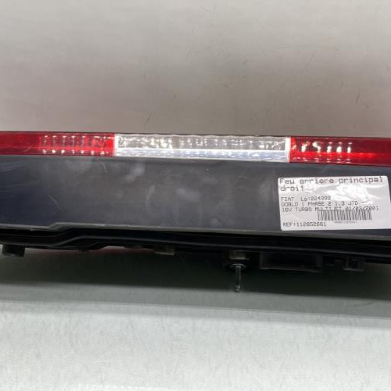 Feu arriere principal droit (feux) FIAT DOBLO 1 Photo n°4
